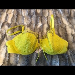 New Victory Secret Yellow Lace Push Up Bra 36C